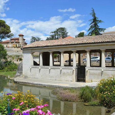 Agreable Maison Centre-Ville Bourg-Saint-Andéol Exteriör bild